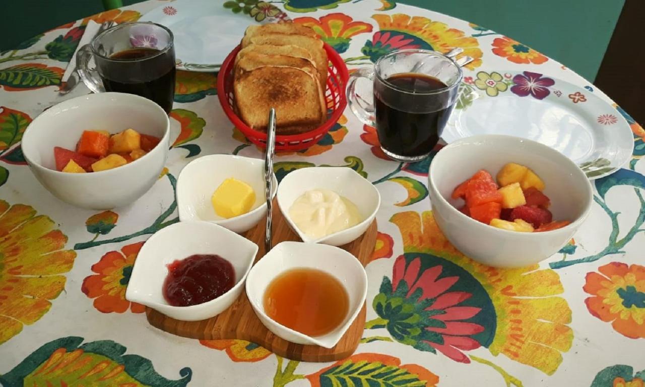 Madre Selva Hostel Puerto Viejo de Talamanca Dış mekan fotoğraf