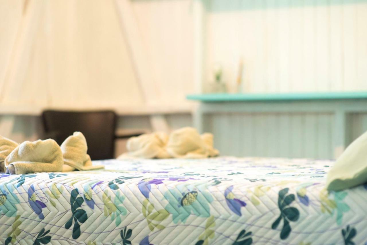 Madre Selva Hostel Puerto Viejo de Talamanca Dış mekan fotoğraf